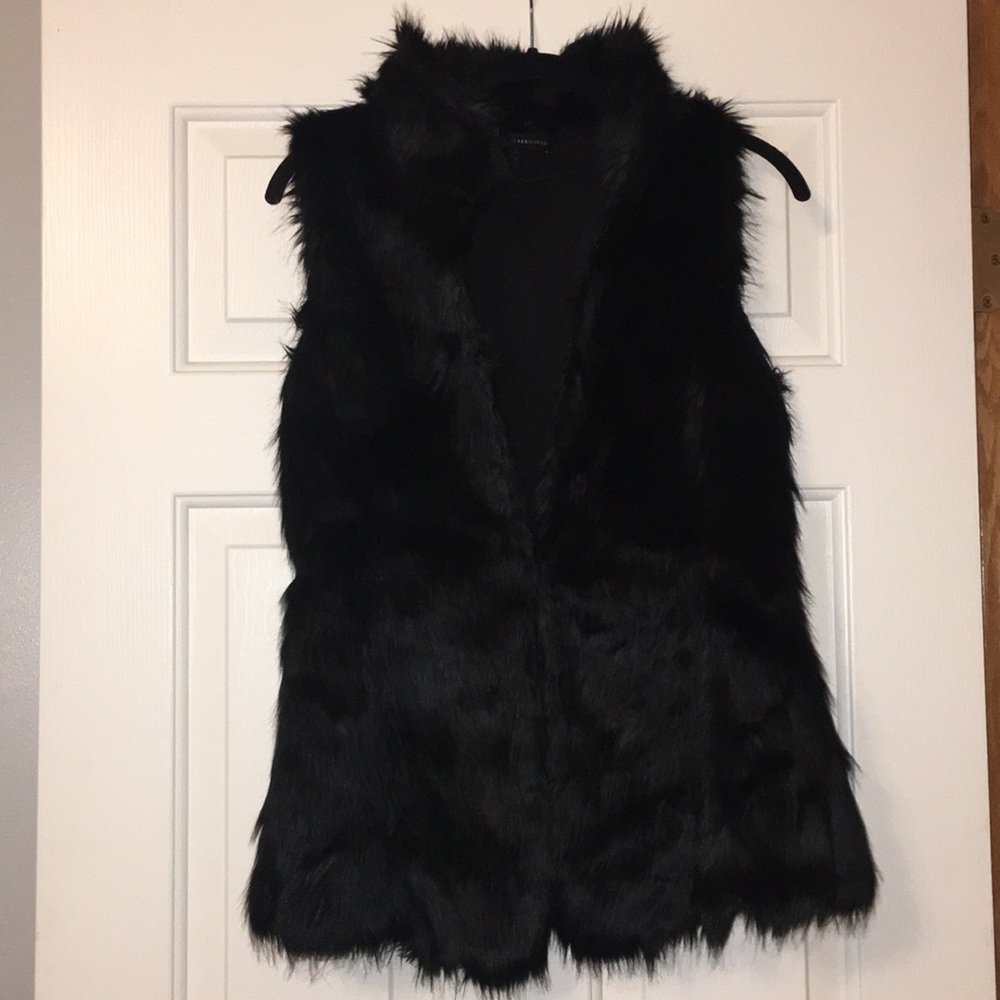 White House Black Market Faux Fur Vest